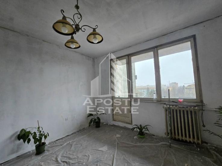 Apartament cu 4 camere, etaj intermediar,  Circumvalatiunii - Gh Lazar