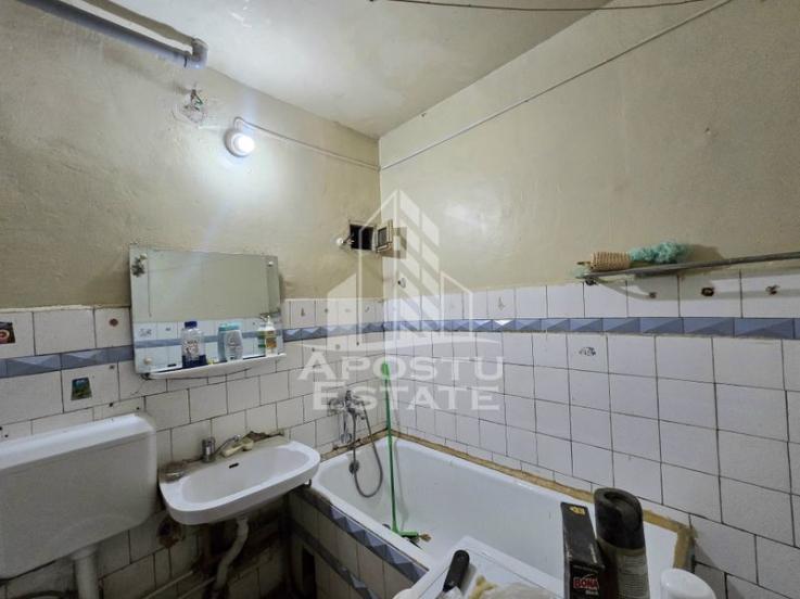 Apartament cu 4 camere, etaj intermediar,  Circumvalatiunii - Gh Lazar