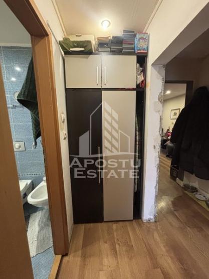 Apartament cu 3 camere in zona Soarelui, decomandat, cemtrala termica