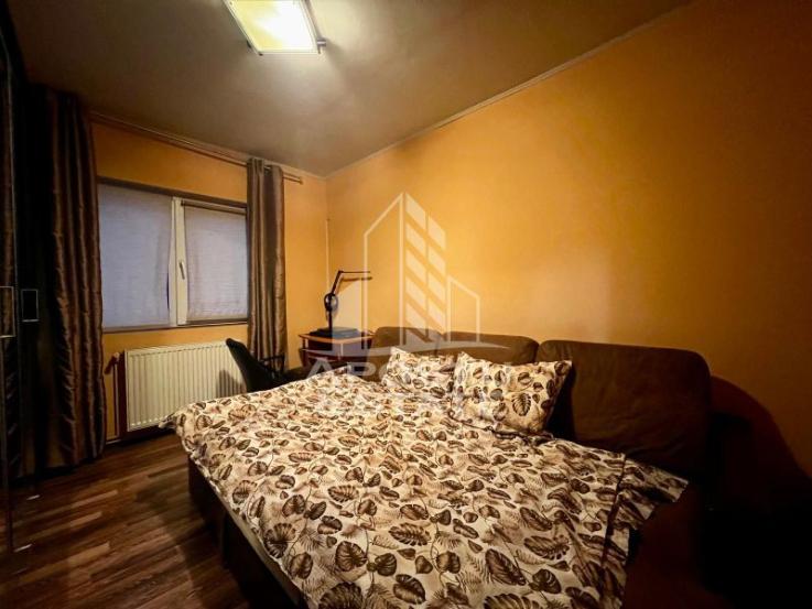 Apartament 3 camere, centrala proprie, decomandat, Girocului