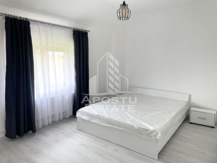 Apartament 2 camere, curte comuna, loc de parcare, zona Buziasului