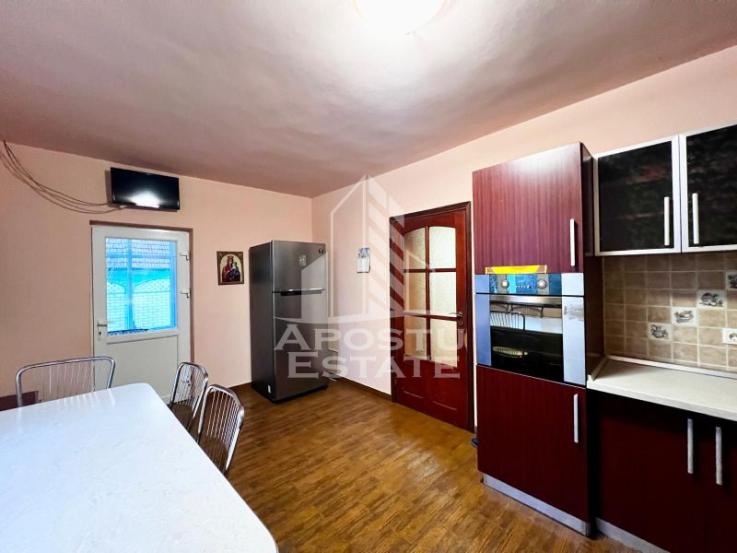 Casa individuala, 5 camere, PetFriendly, garaj, curte 300 mp, Mehala