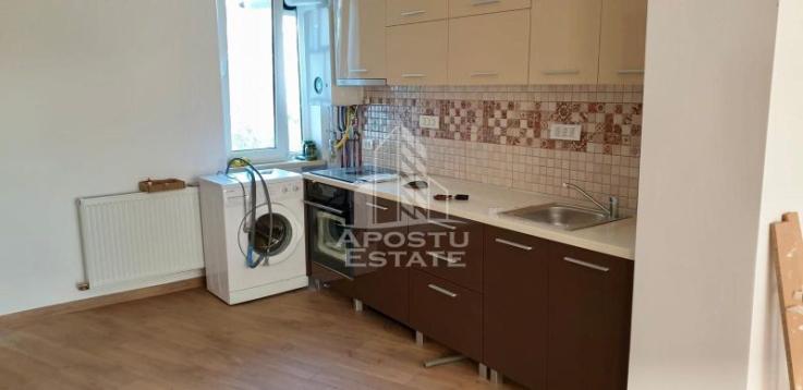 Apartament 3 camere,decomandat,centrala proprie,zona Medicinei