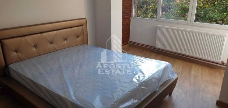 Apartament 3 camere,decomandat,centrala proprie,zona Medicinei