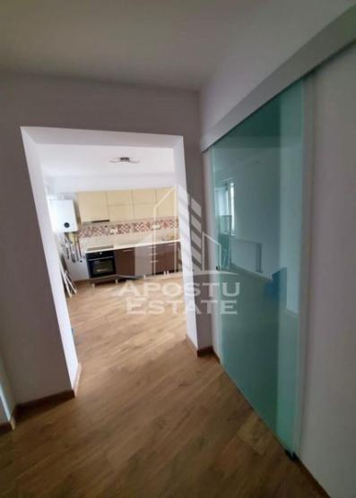 Apartament 3 camere,decomandat,centrala proprie,zona Medicinei