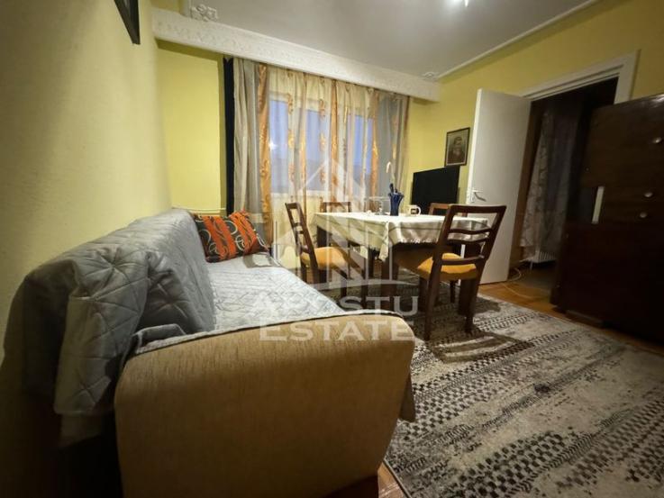 Apartament cu 2 camere, complexul studentesc