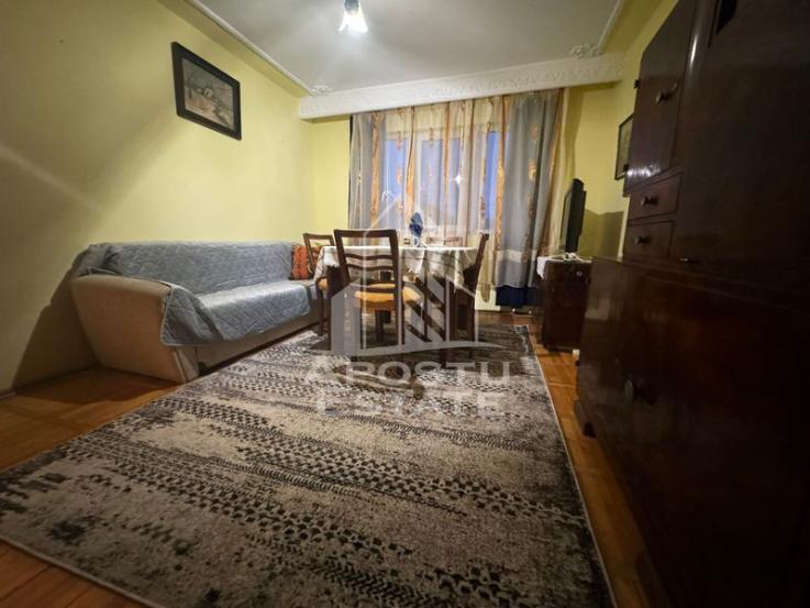 Apartament cu 2 camere, complexul studentesc