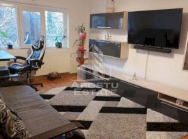 Apartament 2 camere decomandat et 1 , Zona Soarelui