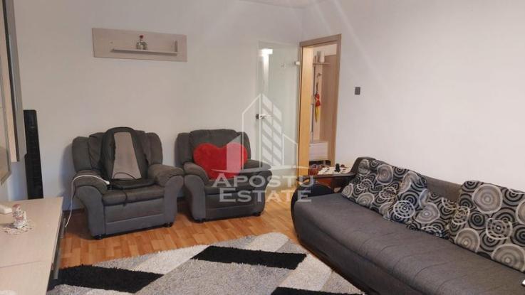 Apartament 2 camere decomandat et 1 , Zona Soarelui