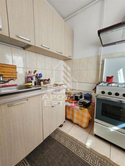 Apartament cu 1 camera, centrala proprie, zona Telegrafului