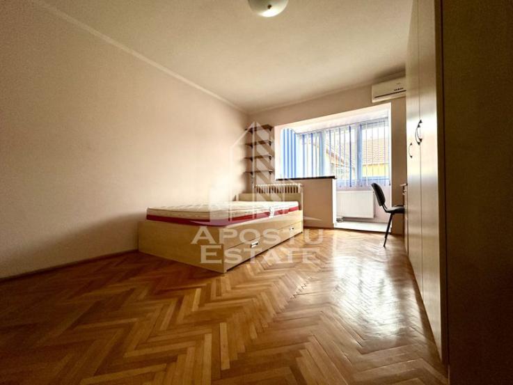 Apartament cu o camera, renovat, mobilat, zona Girocului