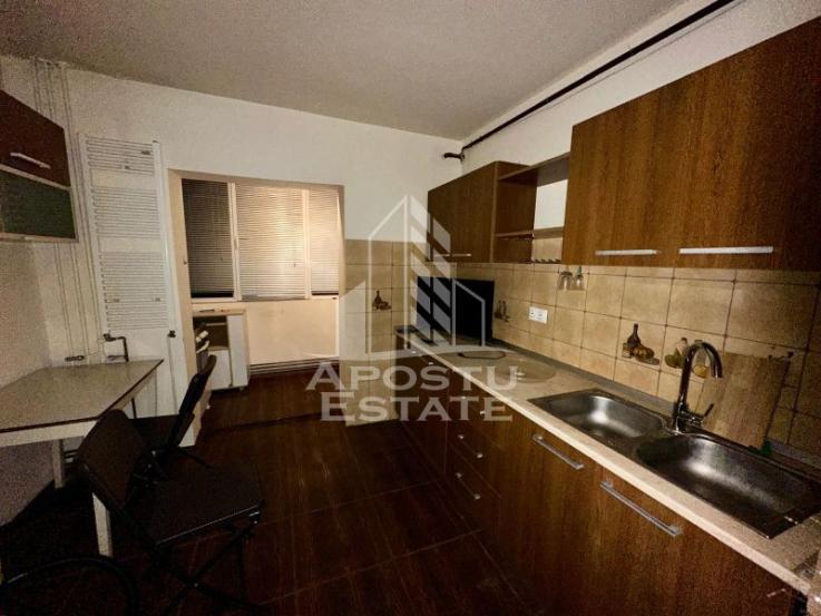 Apartament 2 camere, centrala proprie, Soarelui