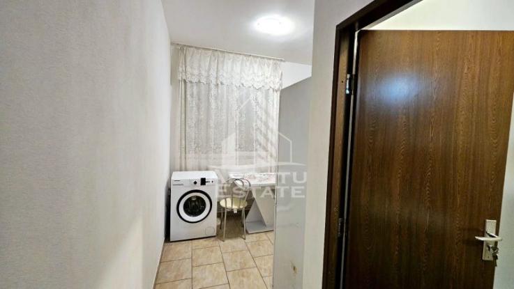 apartament 2 camere , Zona Steaua, centrala proprie si clima