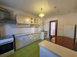 Apartament cu 4 camere 2 bai si 2 balcoane, Aradului