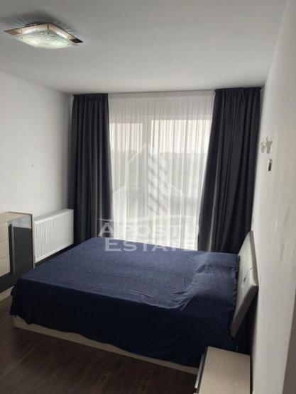 Apartament cu 3 camere, priveliste superba, in Complexul Studentesc