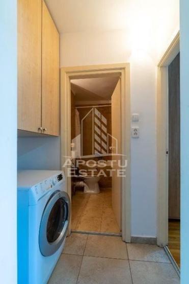 Apartament cu 3 camere, decomandat, 2 bai si 2 balcoane, Girocului