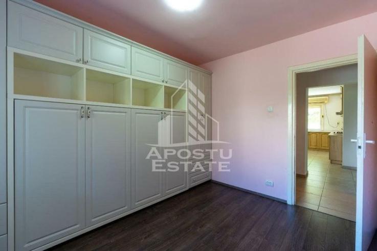 Apartament cu 3 camere, decomandat, 2 bai si 2 balcoane, Girocului