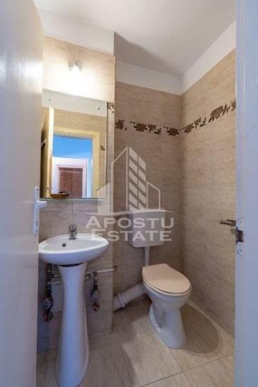 Apartament cu 3 camere, decomandat, 2 bai si 2 balcoane, Girocului