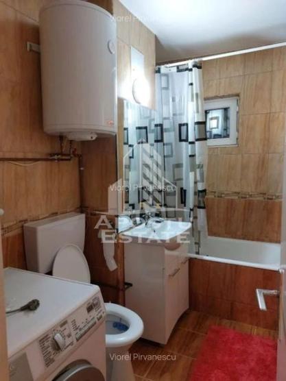 Apartament cu 3 camere, 2 bai, Centrala Proprie, Compelex Studentesc