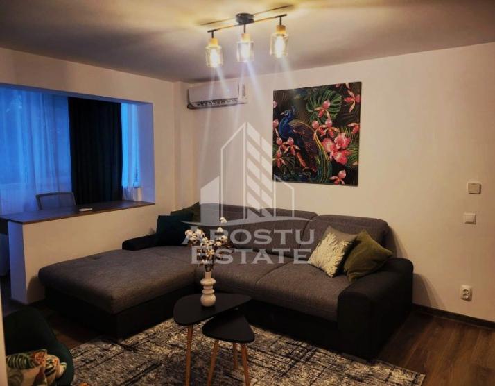 Proprietar , inchiriez apartament cu 2 camere , cu centrala proprie !