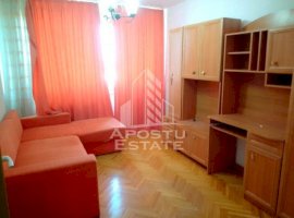 Apartament 3 camere , zona sagului bloc turn , centrala proprie si AC