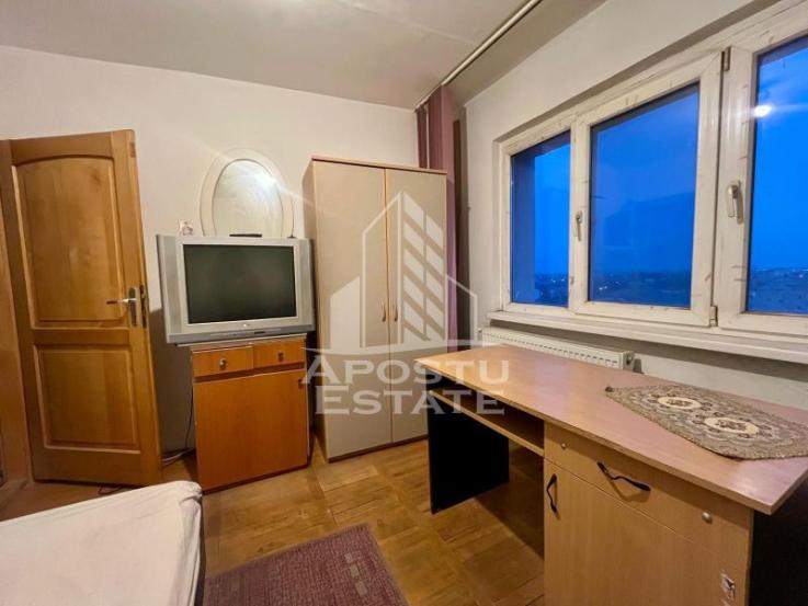 Apartament 3 camere,centrala proprie,lift,zona Saguui