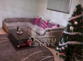 Apartament  3 camere deosebit,decomandat,zona Take Ionescu