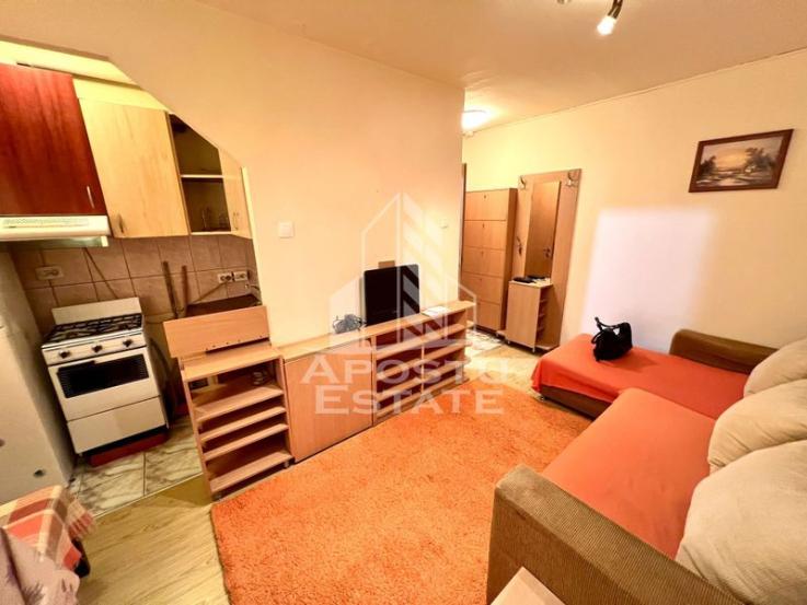 Apartament cu 2 camere in zona Sagului, bloc anvelopat