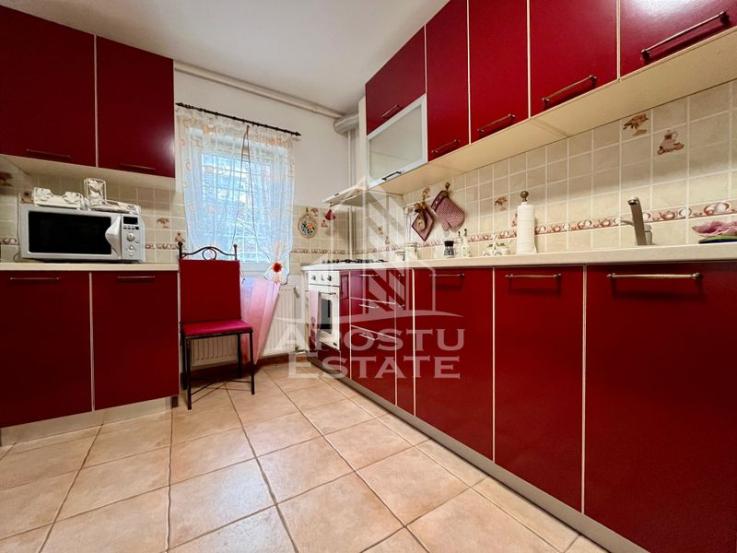 Apartament cu 2 camere, la parter, zona Cetatii