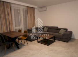 Apartament prima inchirere 2 camere, loc de parcare, Girocului