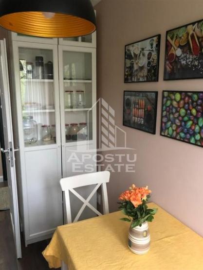 Apartament cu 3 camere etaj intermediar zona Tipografilor