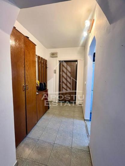 Apartament 4 camere,decomandat,zona Fabric