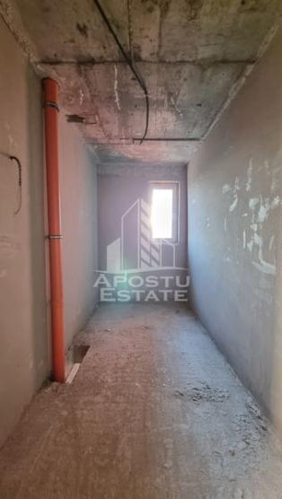 Apartament 2 camere, bloc nou, loc de parcare, zona Torontalului