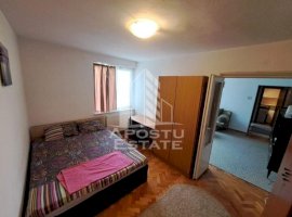 Apartament 2 camere, Ultracentral,  centrala proprie / clima , 50mp