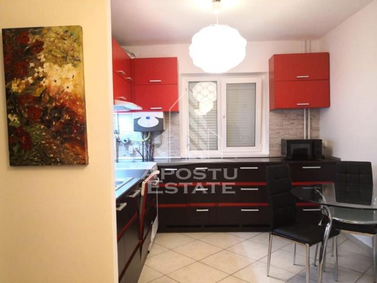 Apartament cu 2 camere, decomandat,zona Girocului