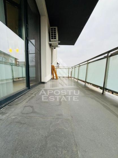 Apartament cu 2 camere, centrala proprie,loc de parcare, zona Lipovei