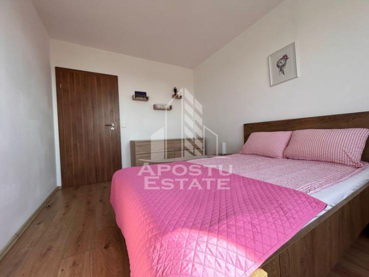 Apartament 3 camere, 2 bai, bloc nou, loc de parcare, Calea Lipovei