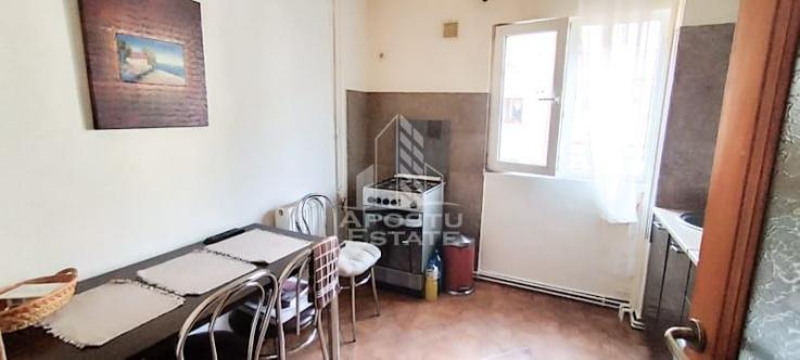 Apartament cu 2 camere, etaj intermediar,confort I, zona Dambovita