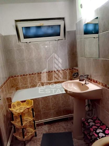 Apartament cu 2 camere , centrala proprie , Calea Sagului