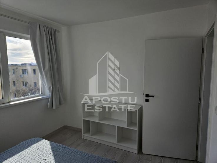 Apartament cu 4 camere, centrala proprie, zona Cetatii