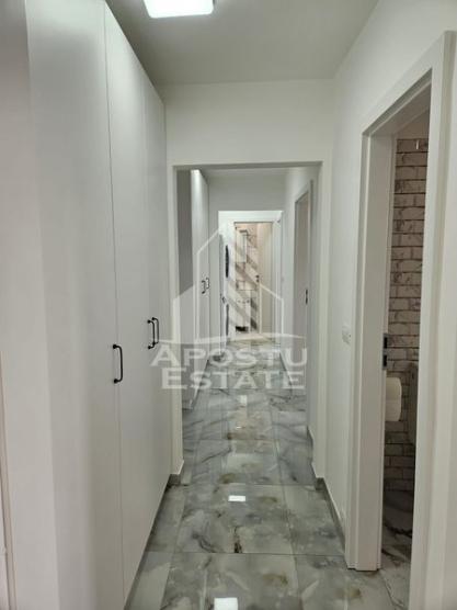 Apartament cu 4 camere, centrala proprie, zona Cetatii