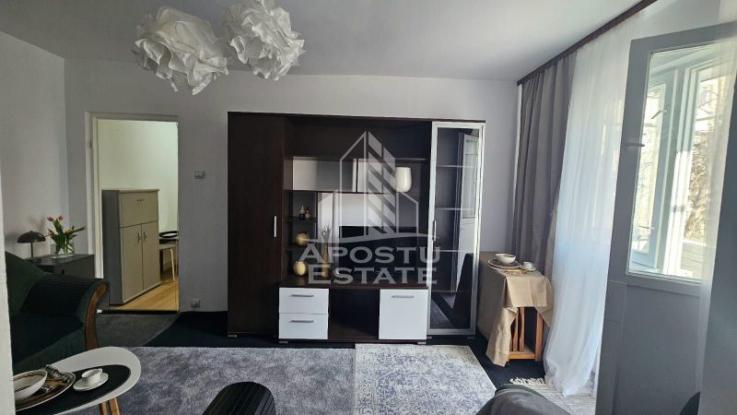 Apartament 3 camere zona Judetean