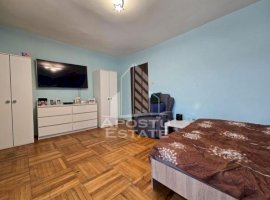 Apartament decomandat, cu 2 camere,centrala proprie, Lipovei