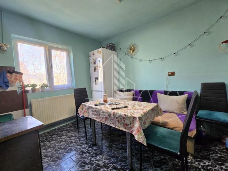 Apartament decomandat, cu 2 camere,centrala proprie, Lipovei