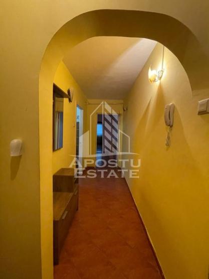 Apartament 2 camere , Centrala proprie ,  zona Dambovita