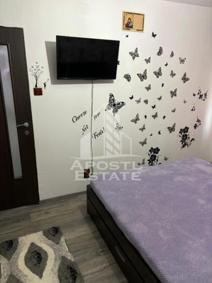 Apartament cu 3 camere in zona Lipovei