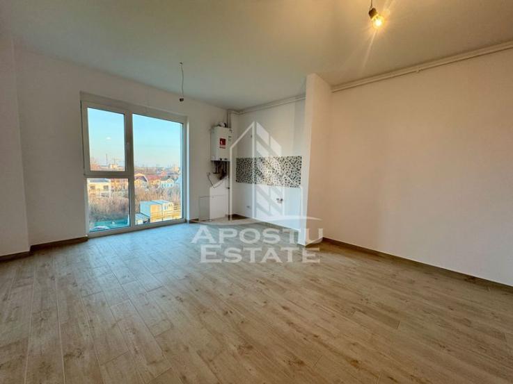 Apartament cu 3 camere, loc de parcare, zona Aradului