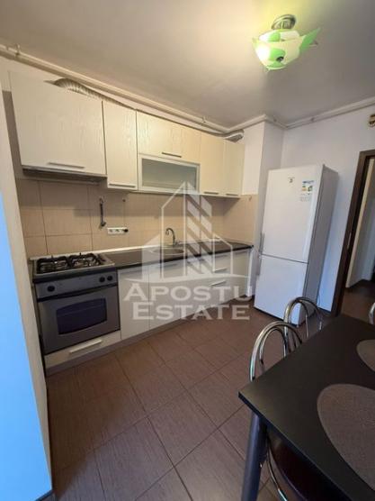 Apartament cu 2 camere, centrala proprie, zona Aradului