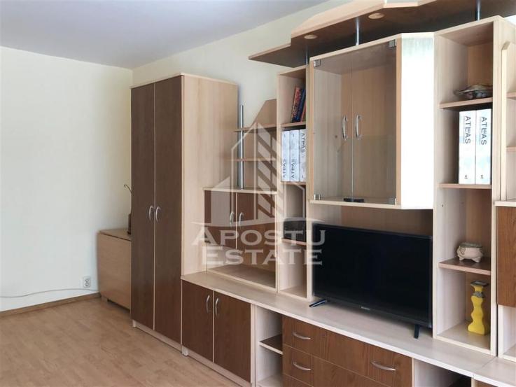 Apartament de inchiriat 2 camere decomandat, Soarelui