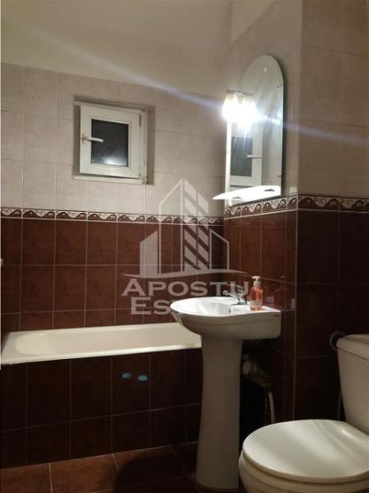 Apartament de inchiriat 2 camere decomandat, Soarelui